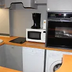 Verneuil-Ten Apartment
